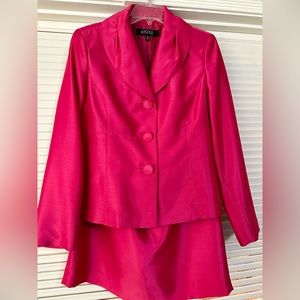 Kasper Fuchsia Hot Pink Size 10 Skirt Suit